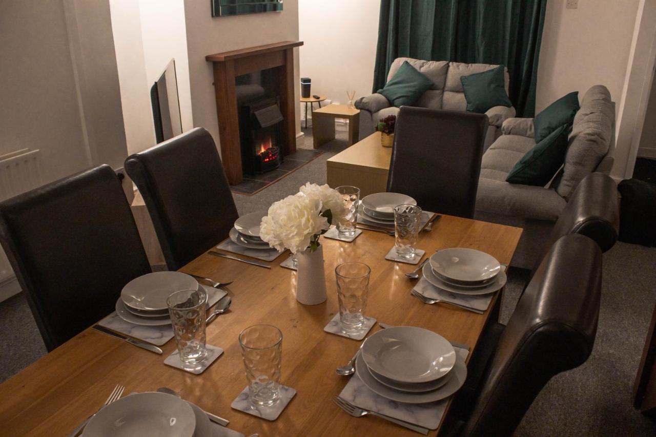 Business Friendly 3Br Home - King Size Beds & Centrally Located Swansea Luaran gambar